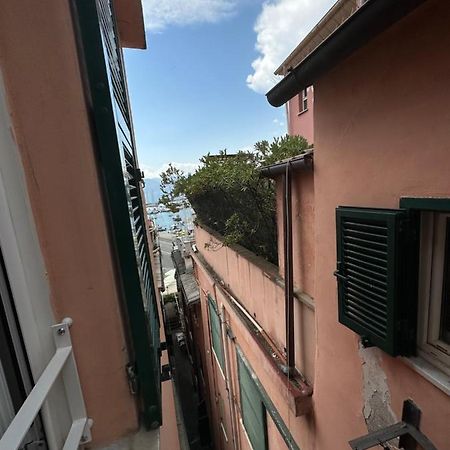 Bed and Breakfast Elegante Stanza Rossa Mottino23 Lerici Exterior foto