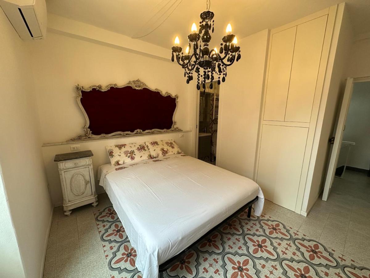 Bed and Breakfast Elegante Stanza Rossa Mottino23 Lerici Exterior foto
